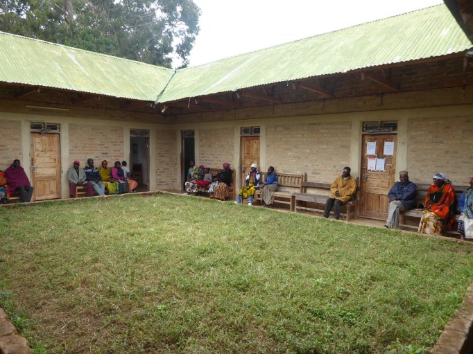The AIDS clinic in Madisi 4